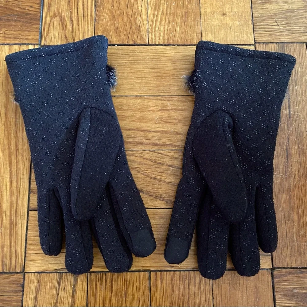 Elegant Black Fur-Trimmed Faux Patent Leather Gloves with Bow Detail